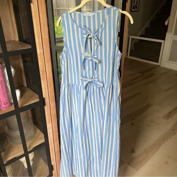 Tie front bows midi dress babydoll maxi Stradivarius Asos striped sleeveless - Picture 2 of 8